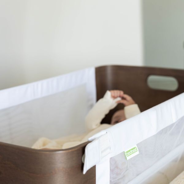 Bednest Co-Sleeper - Walnoot Bednest Co-Sleeper - Walnoot