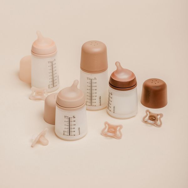 Suavinex Zero Zero Fopspeen Symmetrisch - -2/2 Mnd - Silicone - Light Suavinex Zero Zero Fopspeen Symmetrisch - -2/2 Mnd - Silicone - Light