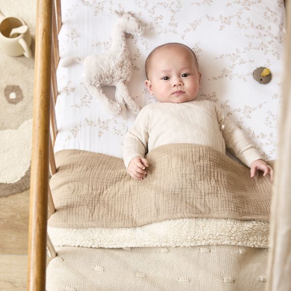Meyco Baby Ledikantdeken Teddy Knots Soft Sand 100 x 150 cm