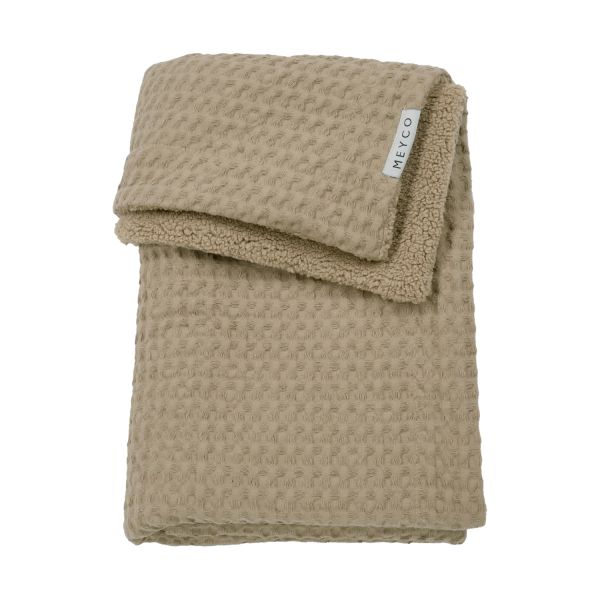 Meyco Baby Ledikantdeken Wafel Teddy Taupe 100 x 150 cm Meyco Baby Ledikantdeken Wafel Teddy Taupe 100 x 150 cm