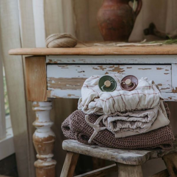 Frigg Little Viking Fopspeen - 0-6 mnd (2 stuks) - Cocoa/Olive