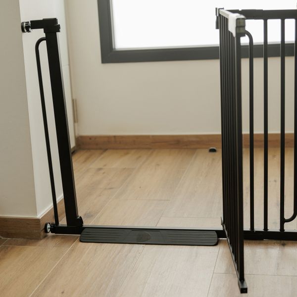 Fenss Traphekje - Scott - Zwart - 75-85 cm Fenss Traphekje - Scott - Zwart - 75-85 cm