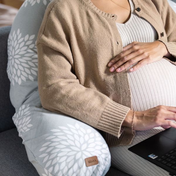 Beaba Verzorgingskussen - Big Flopsy - Grijs - Bloem