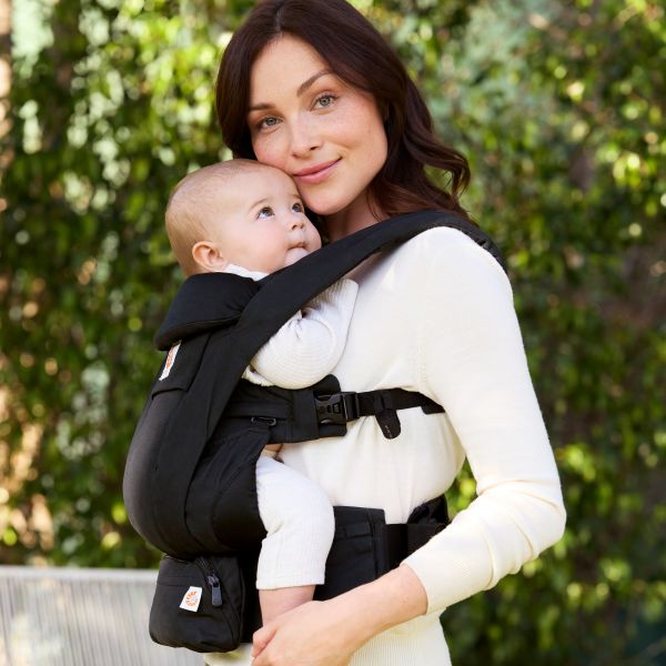 Ergobaby Omni Deluxe Cotton Draagzak - Onyx Black Ergobaby Omni Deluxe Cotton Draagzak - Onyx Black
