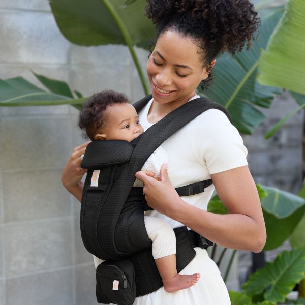 Ergobaby Omni Deluxe Mesh Draagzak - Onyx Black Ergobaby Omni Deluxe Mesh Draagzak - Onyx Black