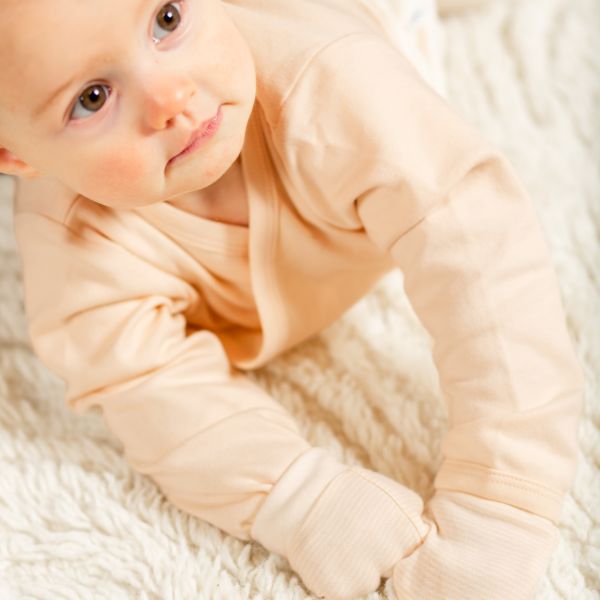 DAY Overslagromper Lange Mouw - Mt. 50/56 - Apricot