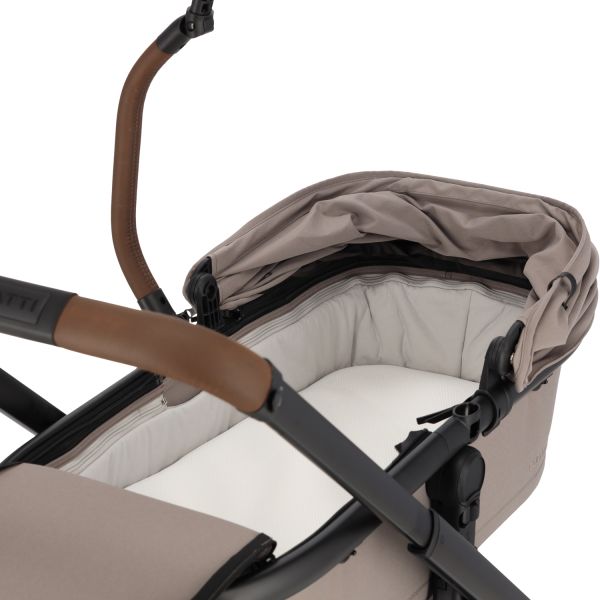 Dubatti One E6 Kinderwagen 2-in-1 - Dark Brown / Soft Taupe Dubatti One E6 Kinderwagen 2-in-1 - Dark Brown / Soft Taupe