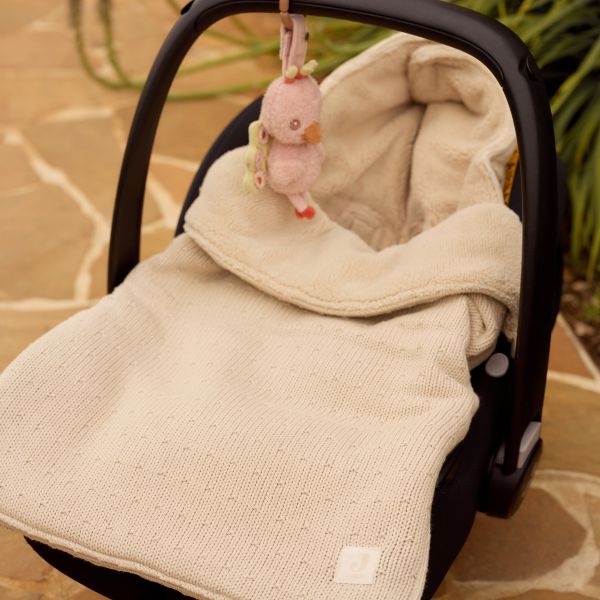 Jollein Sprinkle Knit Voetenzak - Groep 0+ 3/5 Punts Gordel - Sand Jollein Sprinkle Knit Voetenzak - Groep 0+ 3/5 Punts Gordel - Sand