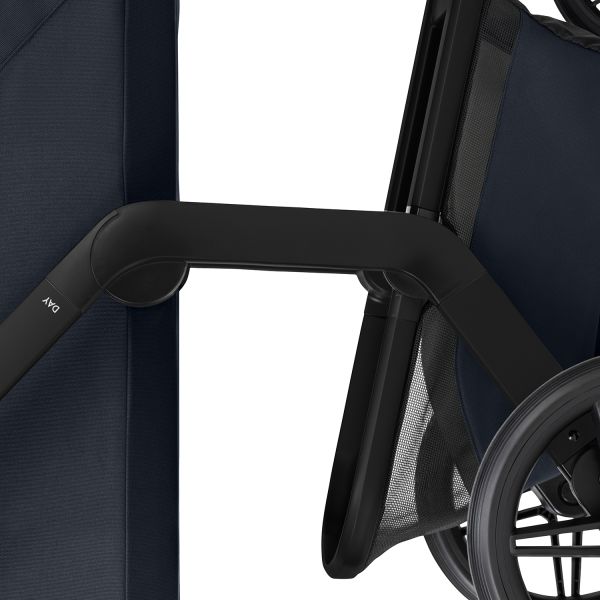 Joolz Day 5 Kinderwagen 2-in-1 - Dark Navy Blue Joolz Day 5 Kinderwagen 2-in-1 - Dark Navy Blue