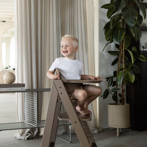 Kidsmill Up! Kunststof Babyset - Chestnu Kidsmill Up! Kunststof Babyset - Chestnu