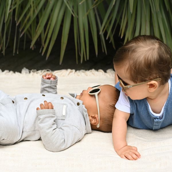 Maesy Zonnebril - Noah - 0 t/m 2 jaar - Beige / Ecru Maesy Zonnebril - Noah - 0 t/m 2 jaar - Beige / Ecru
