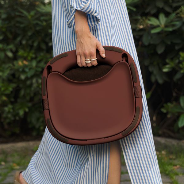 Hannie Draagbare Kinderstoel – Mahogany Red