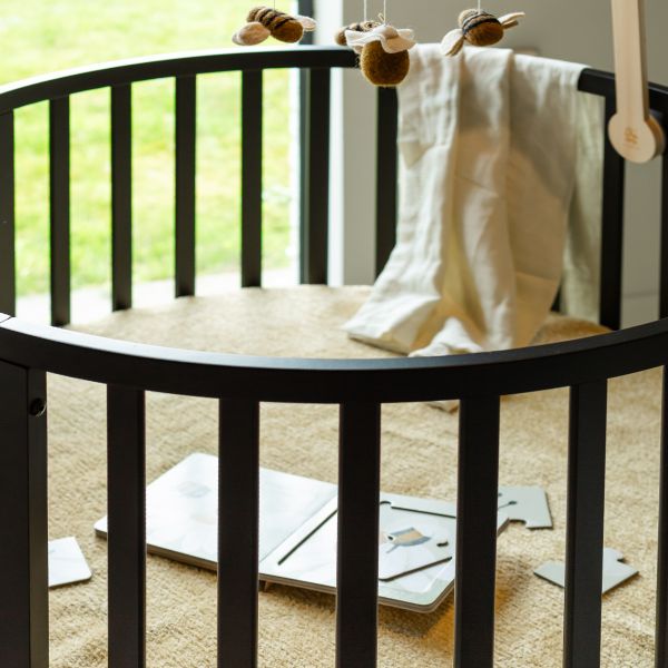 Puck Ronde Box - Zwart - Inclusief Matras