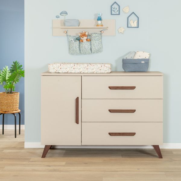 TWF Ledikant 60 x 120 - Commode XL 3 Laden 1 Deur Salerno Walnoot