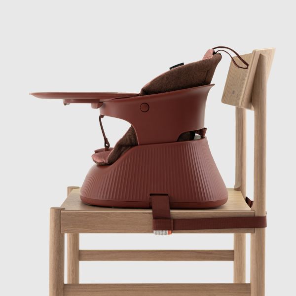Hannie Draagbare Kinderstoel – Mahogany Red