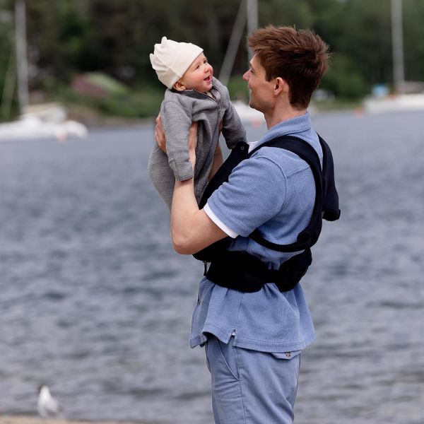 Voksi Draagzak Huddle - Black