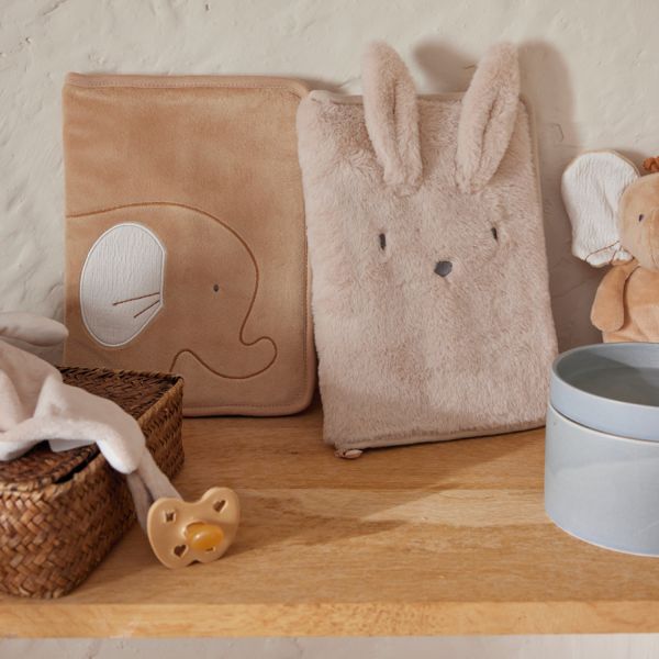 Noukie’s Verzorgingsboekje Hoes - Moka - Veloudoux