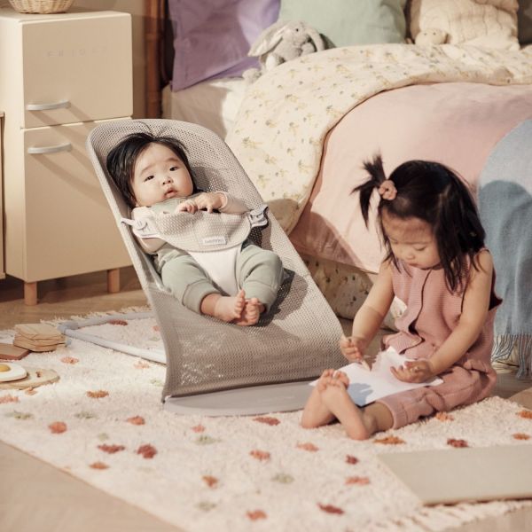 BabyBjörn Balance Wipstoel - Soft Mesh - Beige/Wit