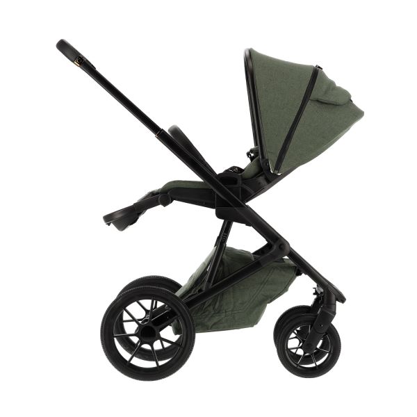 Qute Q-Rider Plus Kinderwagen - Thyme Green | Kidsriver Curve Autostoel - Clay | Kidsriver Isofix Base Qute Q-Rider Plus Kinderwagen - Thyme Green | Kidsriver Curve Autostoel - Clay | Kidsriver Isofix Base