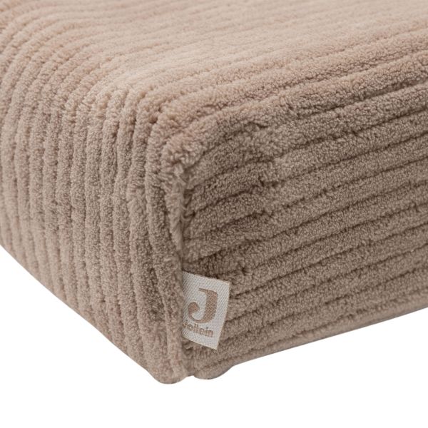 Jollein Aankleedkussenhoes - Milky Coffee - 50x70 cm - Cloudy Rib Jollein Aankleedkussenhoes - Milky Coffee - 50x70 cm - Cloudy Rib