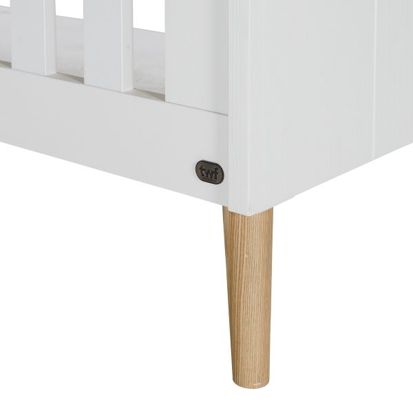 TWF Ledikant 60 x 120 Beach Island White