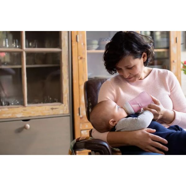 Philips Avent Fles Natural Response Roze 260ml Philips Avent Fles Natural Response Roze 260ml
