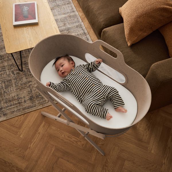 Snuz Baskit Mozesmand met Standaard - Mocha Snuz Baskit Mozesmand met Standaard - Mocha