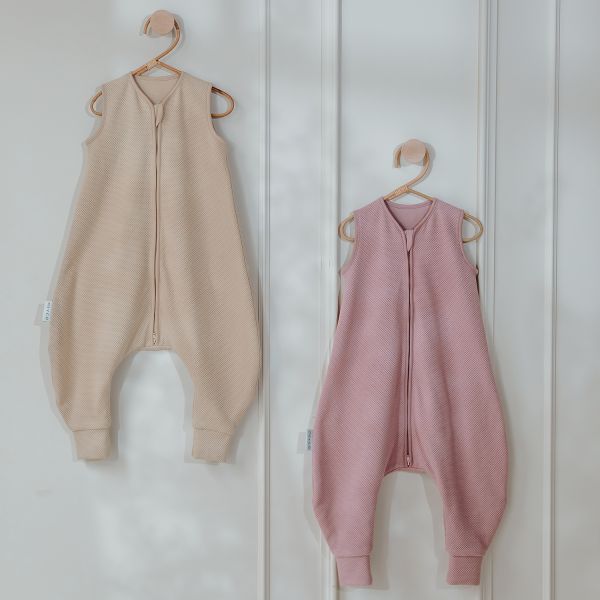 Meyco Studio Jumper Ongevoerd Classic Purple Pink Maat 104 cm Meyco Studio Jumper Ongevoerd Classic Purple Pink Maat 104 cm