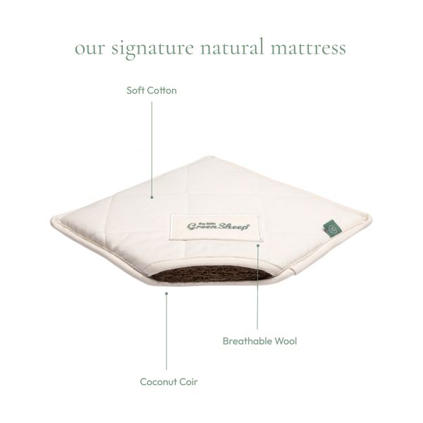 The Little Green Sheep Moses Mandje En Matras Organic Knitted Truffle The Little Green Sheep Moses Mandje En Matras Organic Knitted Truffle