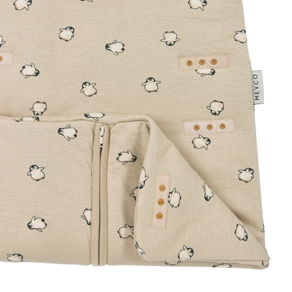 Meyco Slaapzak 4-Seizoenen - One Size - Jersey - Penguin Soft Sand Meyco Slaapzak 4-Seizoenen - One Size - Jersey - Penguin Soft Sand