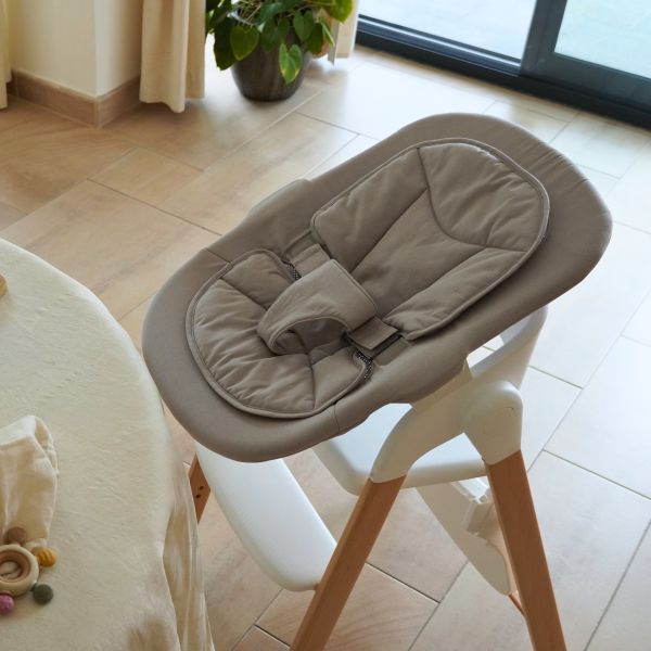 Bo jungle Grow With Me Bouncer - Pure White Bo jungle Grow With Me Bouncer - Pure White