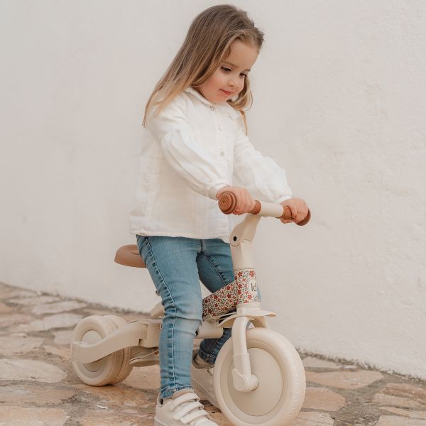 Little Dutch 4-in-1 Driewieler - Off White Little Dutch 4-in-1 Driewieler - Off White