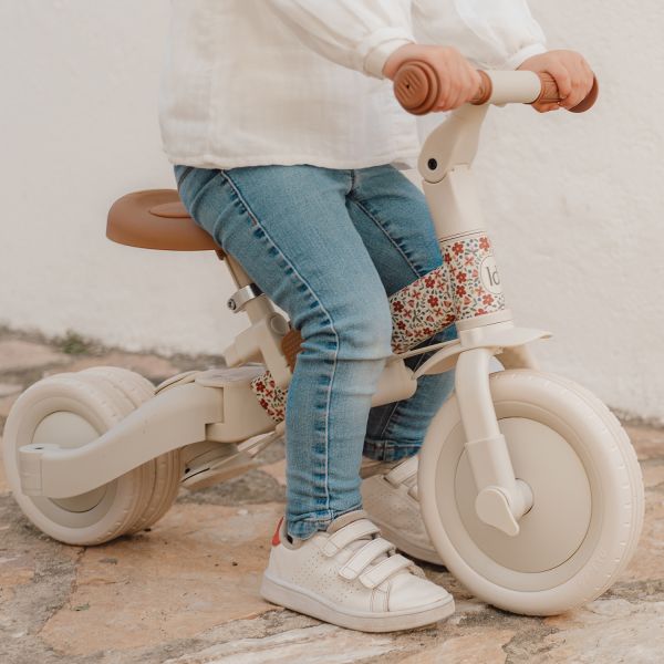 Little Dutch 4-in-1 Driewieler - Off White Little Dutch 4-in-1 Driewieler - Off White