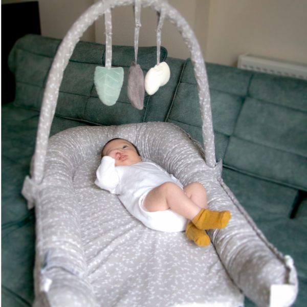 Babyjem Babynest met Speeltjes Grijs Babyjem Babynest met Speeltjes Grijs