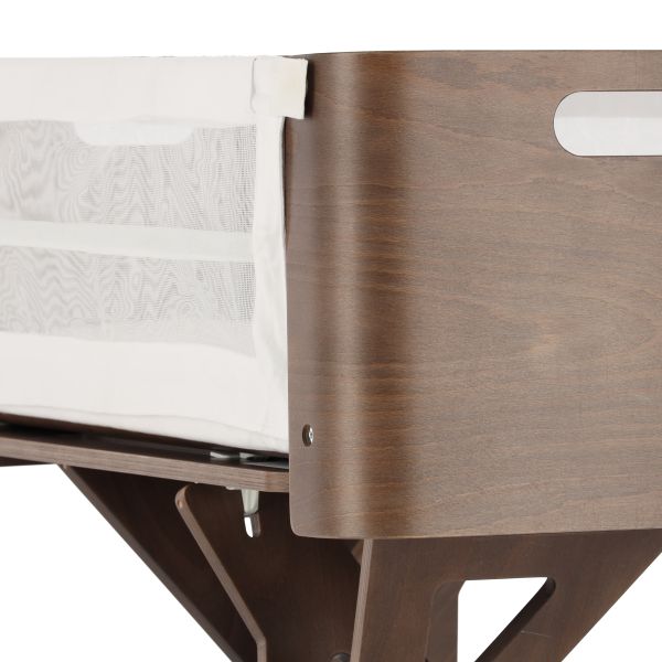 Bednest Co-Sleeper - Walnoot Bednest Co-Sleeper - Walnoot