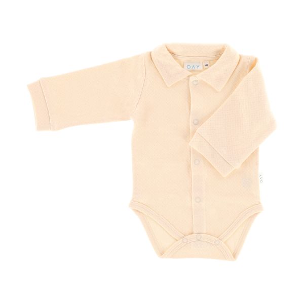 DAY Romper Met Kraagje - Apricot - Maat 50/56 DAY Romper Met Kraagje - Apricot - Maat 50/56