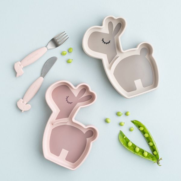 Done By Deer Stick & Stay Snack Bord - Lalee - Silicone - Sand Done By Deer Stick & Stay Snack Bord - Lalee - Silicone - Sand