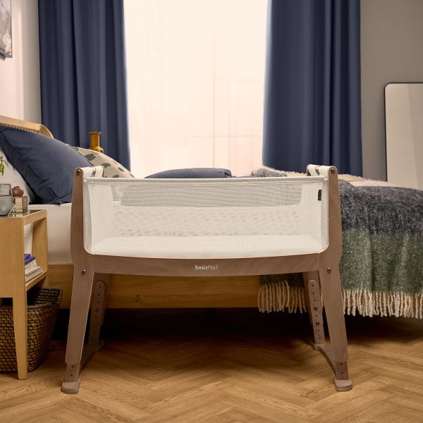 Snuz Bedside Crib SnüzPod Studio - Rio Walnut Snuz Bedside Crib SnüzPod Studio - Rio Walnut