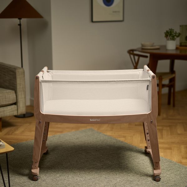 Snuz Bedside Crib SnüzPod Studio - Rio Walnut Snuz Bedside Crib SnüzPod Studio - Rio Walnut