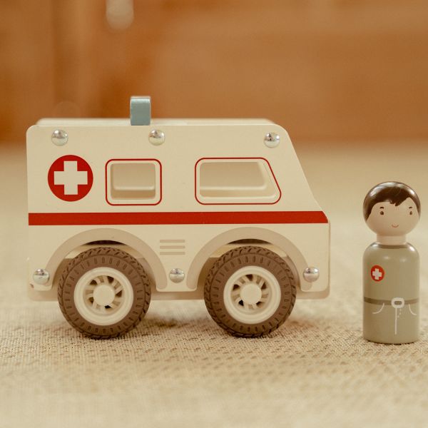 Little Dutch Ambulance Inclusief Pegdoll – Hout Little Dutch Ambulance Inclusief Pegdoll – Hout