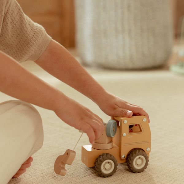 Little Dutch Kraanwagen Inclusief Pegdoll – Hout Little Dutch Kraanwagen Inclusief Pegdoll – Hout