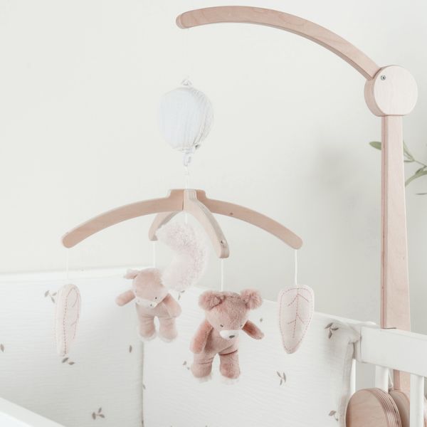 Noukie's F&O Muziekmobiel Met Houten Arm Lily & Fluffy Noukie's F&O Muziekmobiel Met Houten Arm Lily & Fluffy