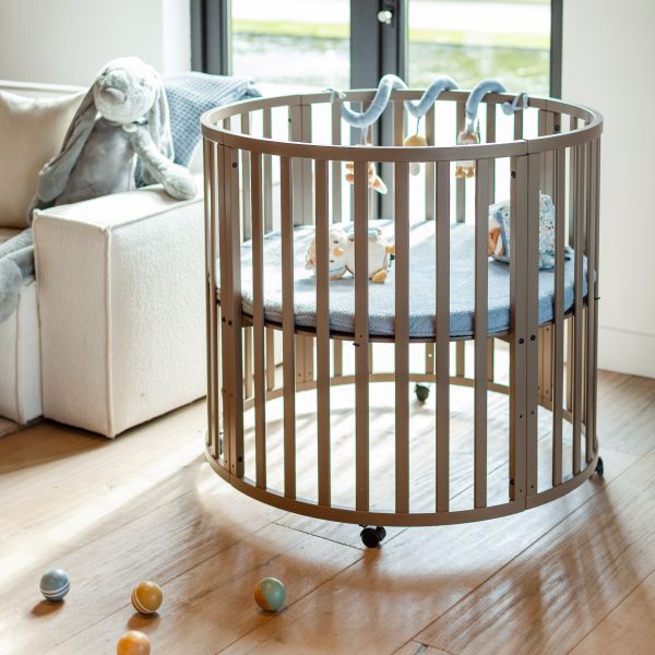 Puck Ronde Box - Chestnut - Inclusief Matras