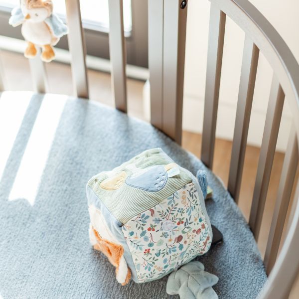 Puck Ronde Box - Chestnut - Inclusief Matras