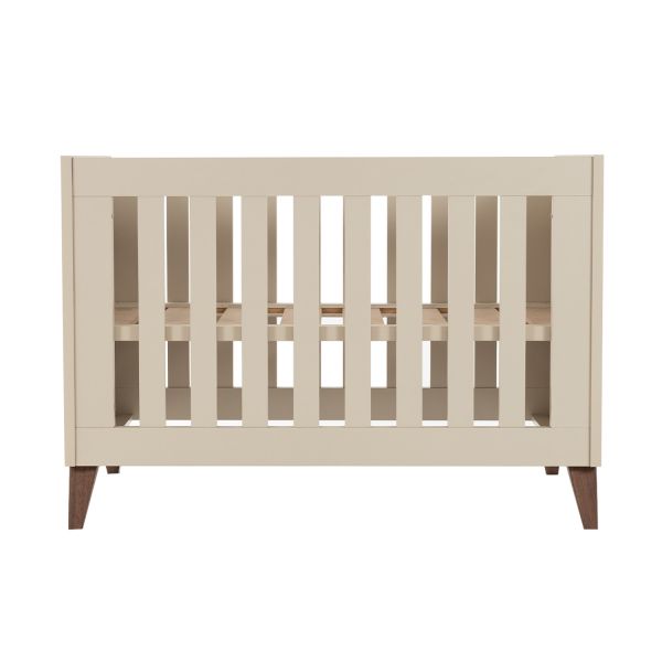 TWF Ledikant 60 x 120 - Commode 3 Laden - Hanglegkast 2 Deuren 1 Lade Salerno Walnoot TWF Ledikant 60 x 120 - Commode 3 Laden - Hanglegkast 2 Deuren 1 Lade Salerno Walnoot