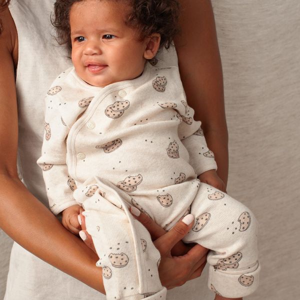 Feetje Geschenkset 1 delig pak + muts Offwhite Melange Maat 44 Feetje Geschenkset 1 delig pak + muts Offwhite Melange Maat 44