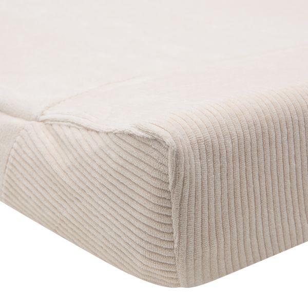Witlof For Kids Aankleedkussenhoes Soft Sand Velvet Rib 70 x 50 cm Witlof For Kids Aankleedkussenhoes Soft Sand Velvet Rib 70 x 50 cm