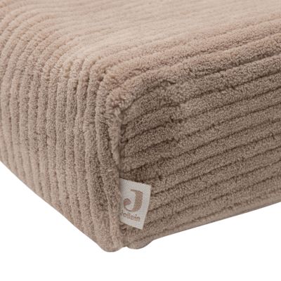 Jollein Aankleedkussenhoes - Milky Coffee - 50x70 cm - Cloudy Rib Jollein Aankleedkussenhoes - Milky Coffee - 50x70 cm - Cloudy Rib