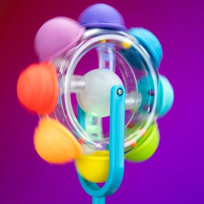 Sassy Light Up Rainbow Reel
Sassy Light Up Rainbow Reel