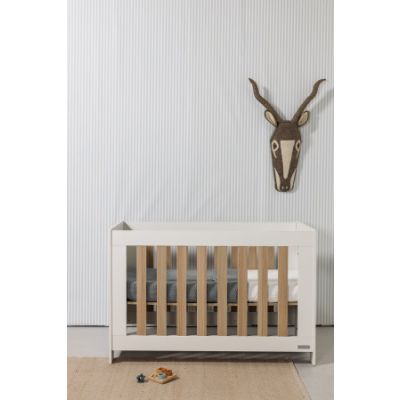 Interbaby Ledikant 60 x 120 Valencia
Interbaby Ledikant 60 x 120 Valencia